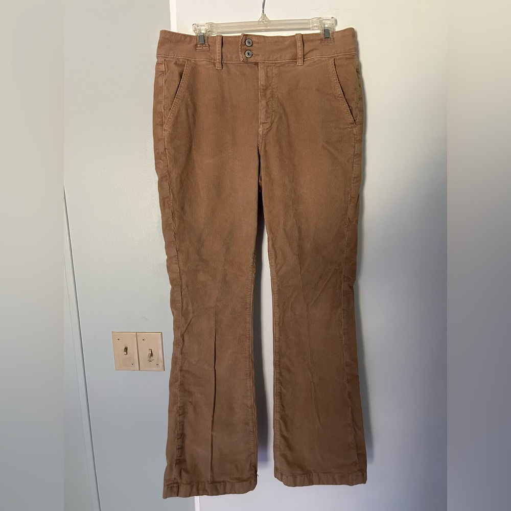 American Eagle Outfitters Tan Bootcut Corduroy Pants - 90s style